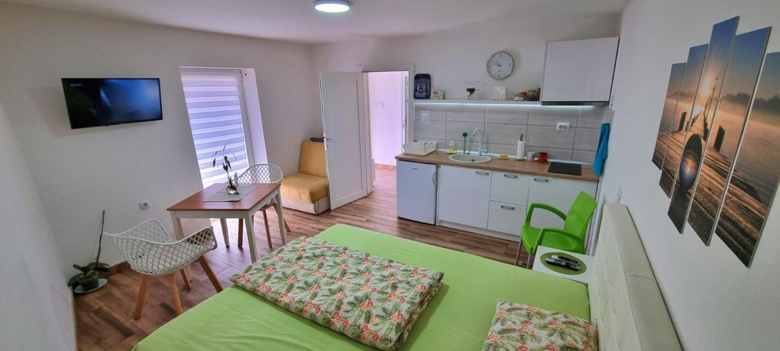 Ni "My Life" Luxury River Apartments מראה חיצוני תמונה